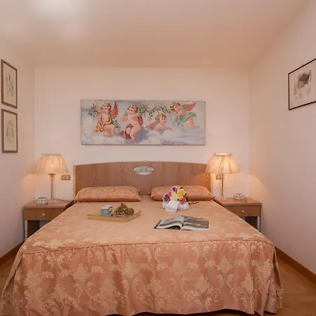 Villa Monica